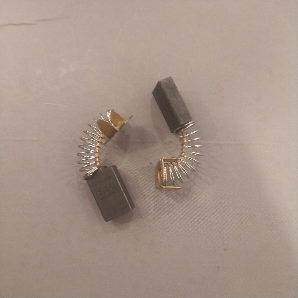 CARBON BRUSH POLES MOBIL BZ8207 KARBON BRUSH POLISHER BZ-8207BENZ