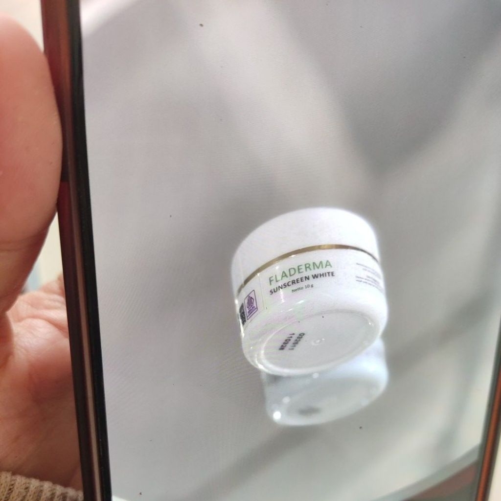 Sunscreen white fladerma