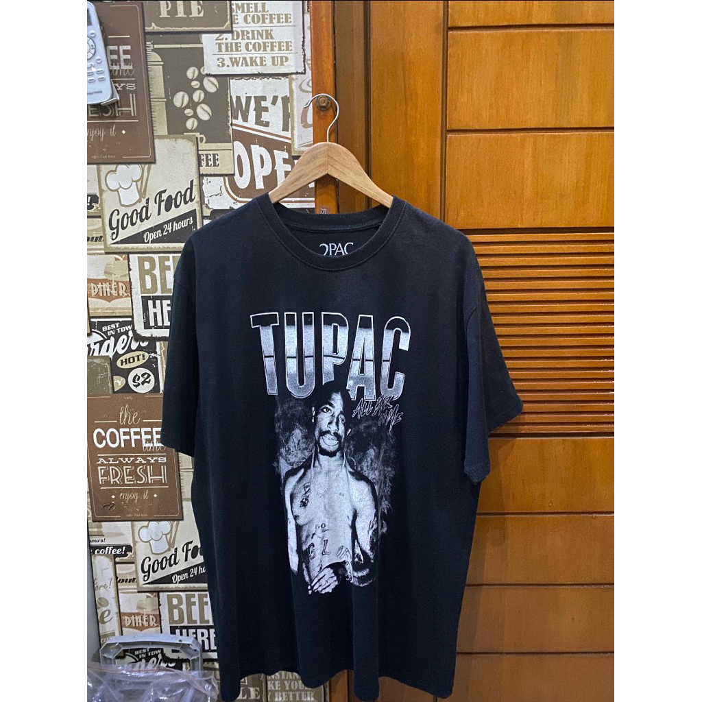 pull&bear 2pac