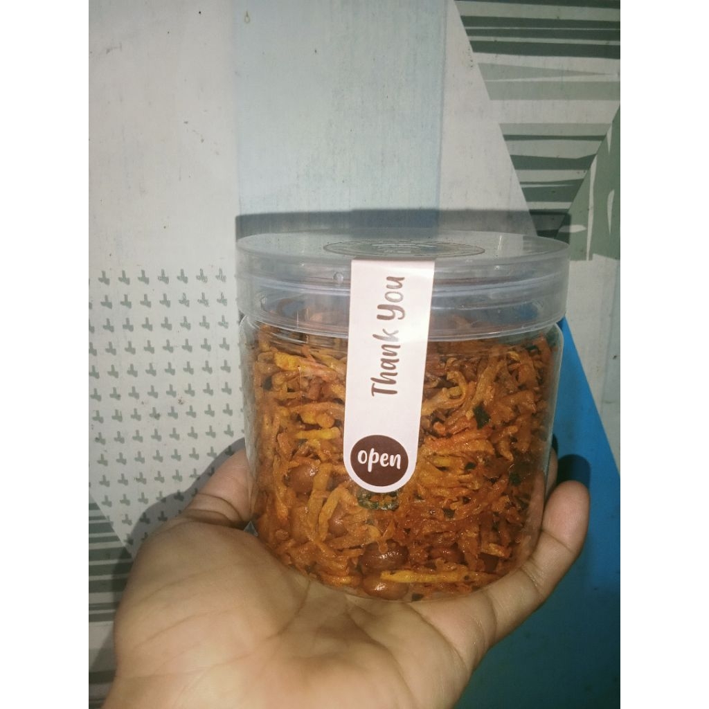 

Serundeng aubi Jalar Khas Padang 210gr/Serundeng Ubi/Serundeng Ubi Jalar/Serundeng murah enak