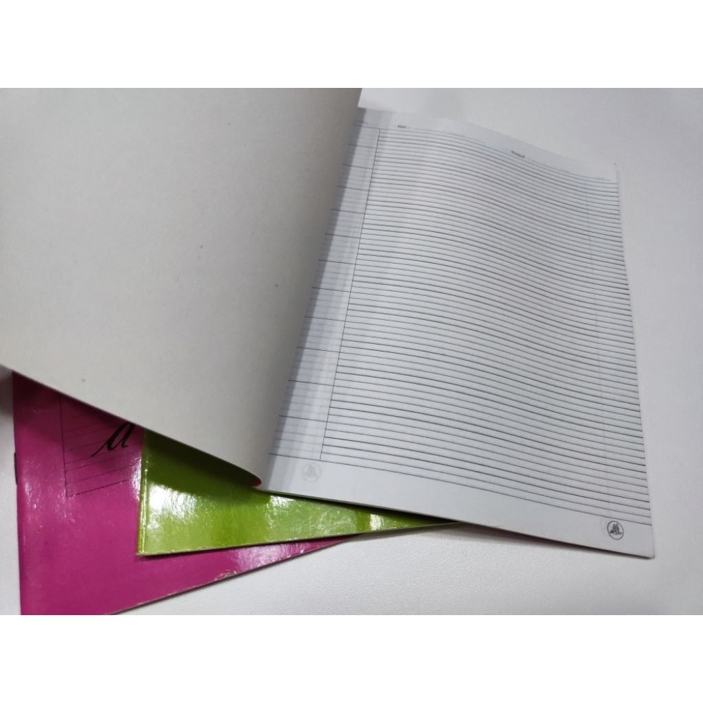 

Buku tulis halus, dapat 3 buku = 10.000