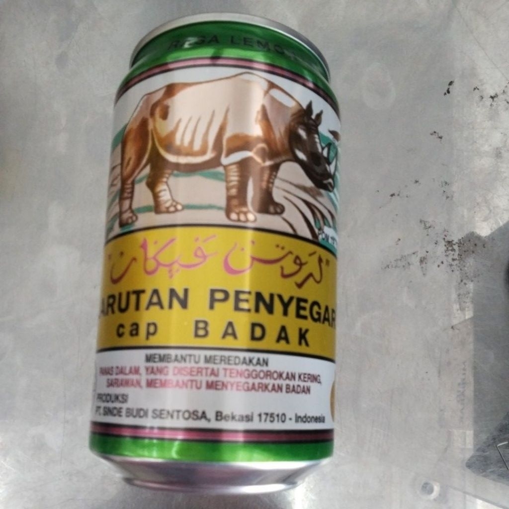 

LARUTAN PENYEGAR CAP BADAK LEMON