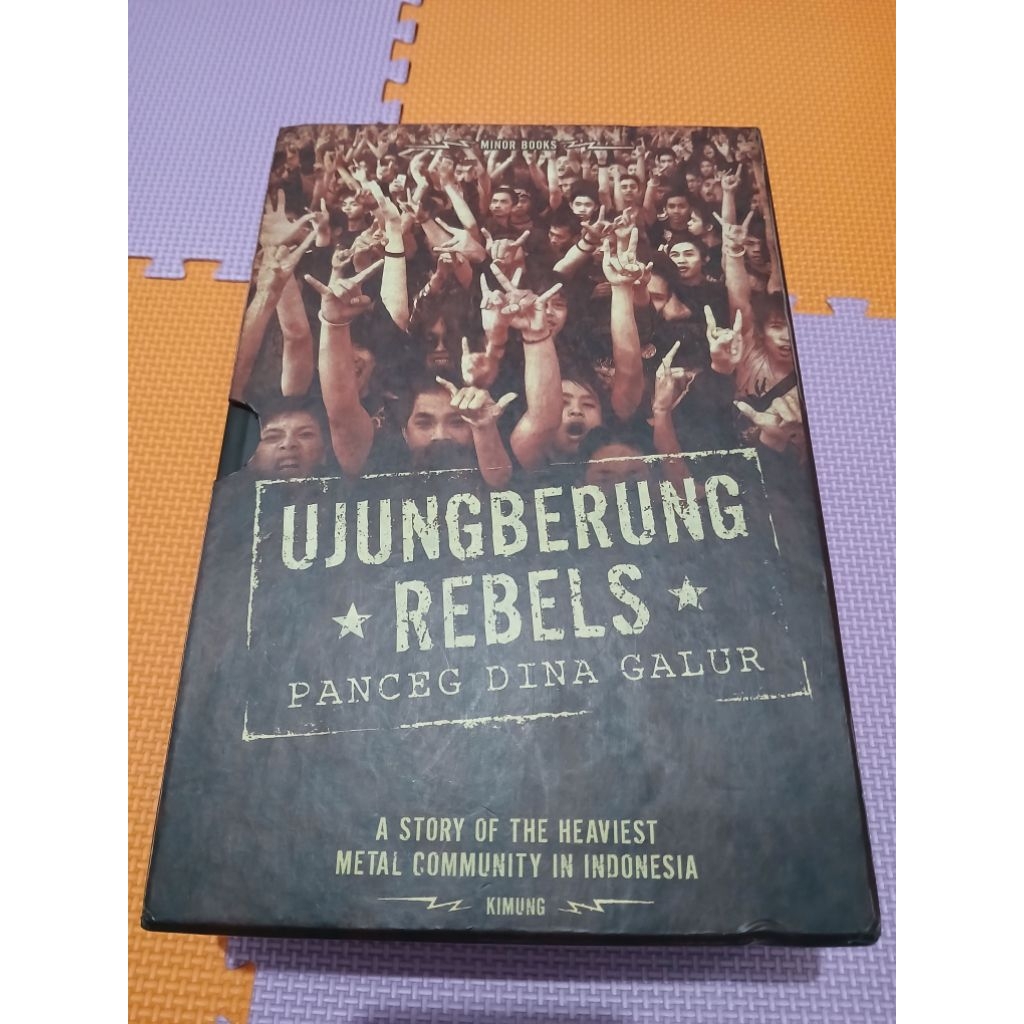 Buku Ujung Berung Rebels, Panceg Dina Galur