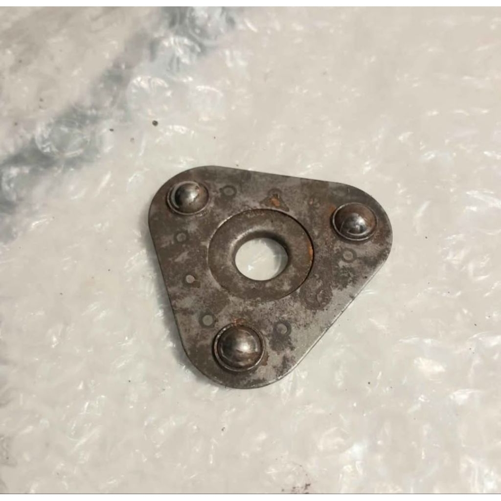 Segitiga stut kopling suzuki RC 80 / RC 100 / Crystal