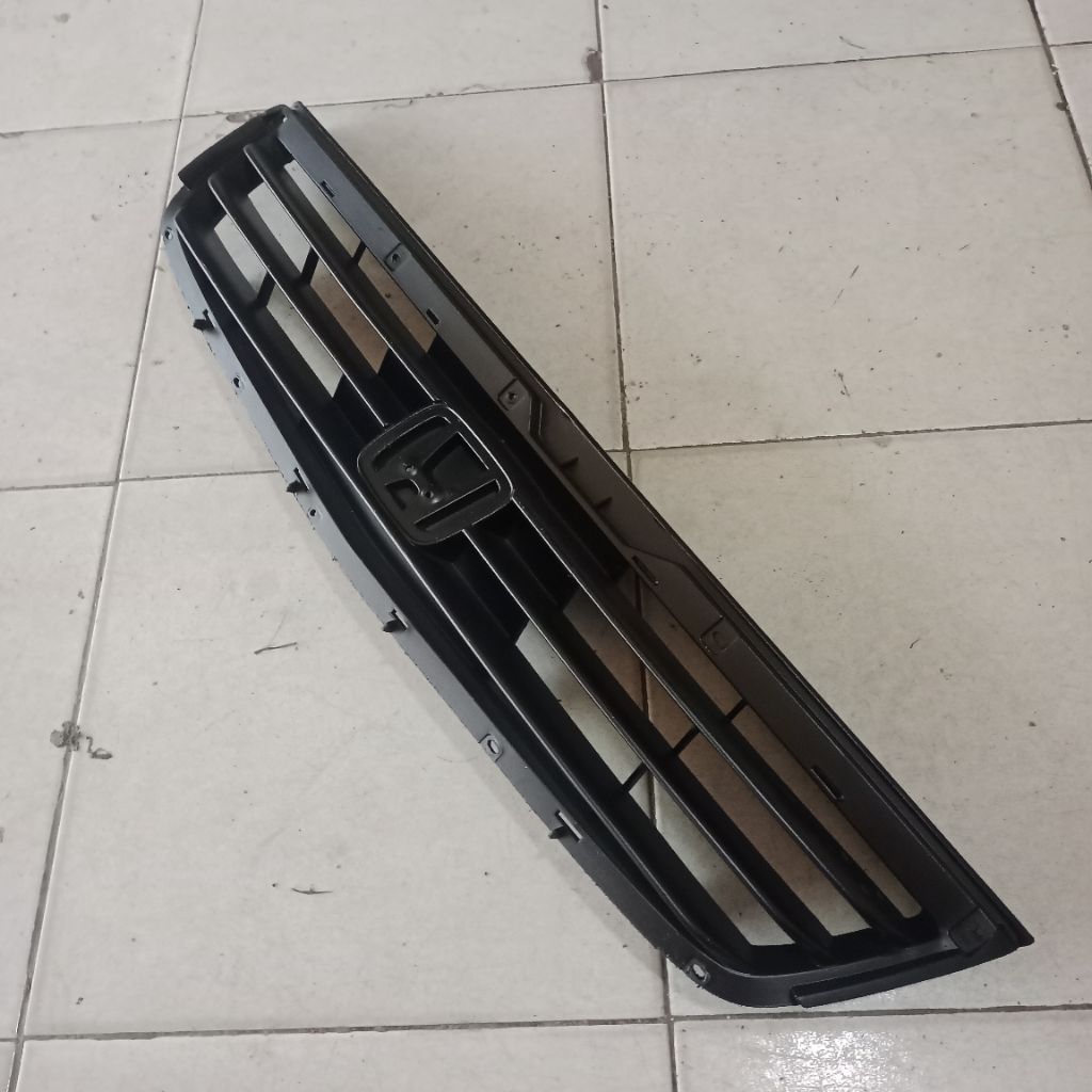 grill Honda city z tahun 2000