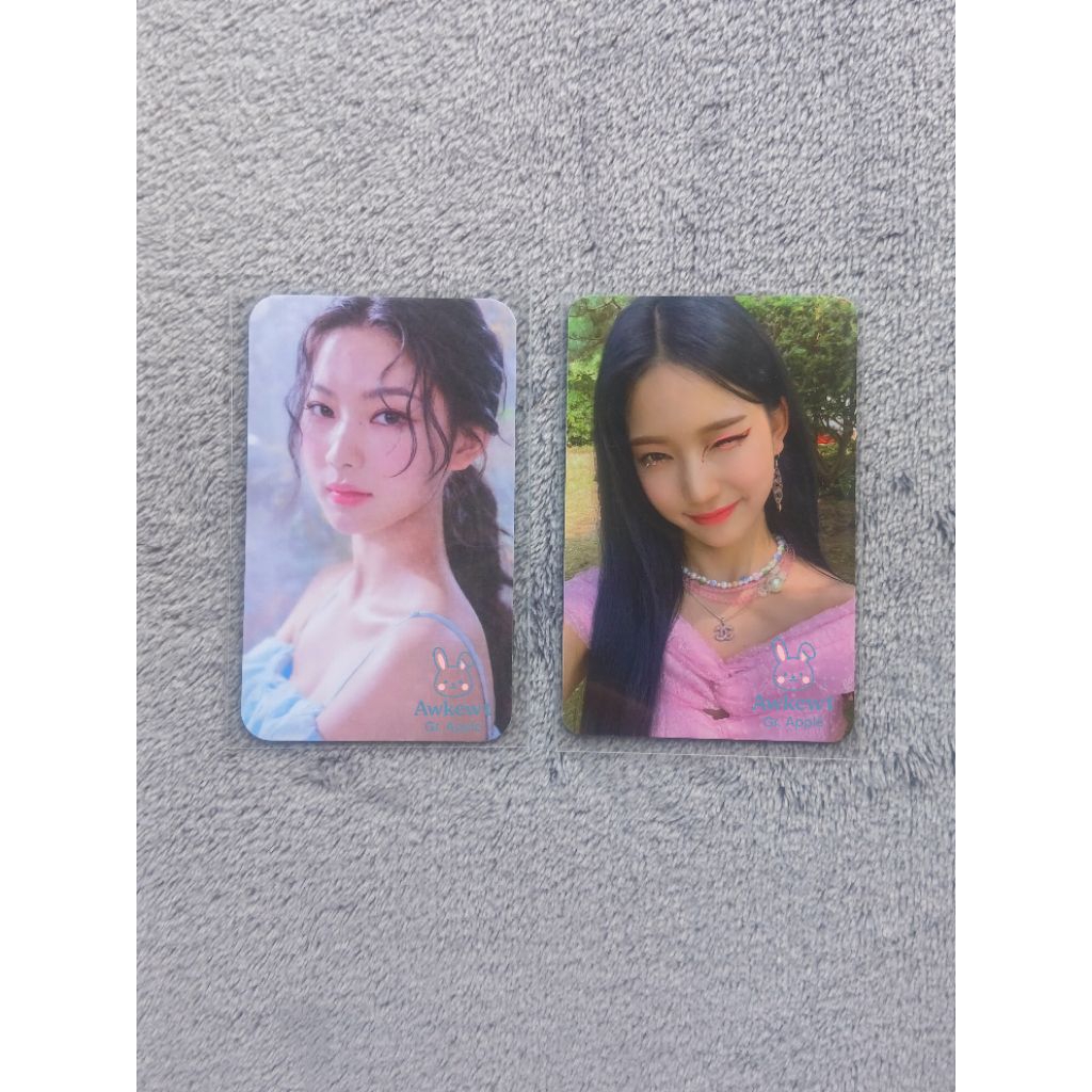 Isa wink stereotype type b pair with celluver flower princess pc photocard stayc