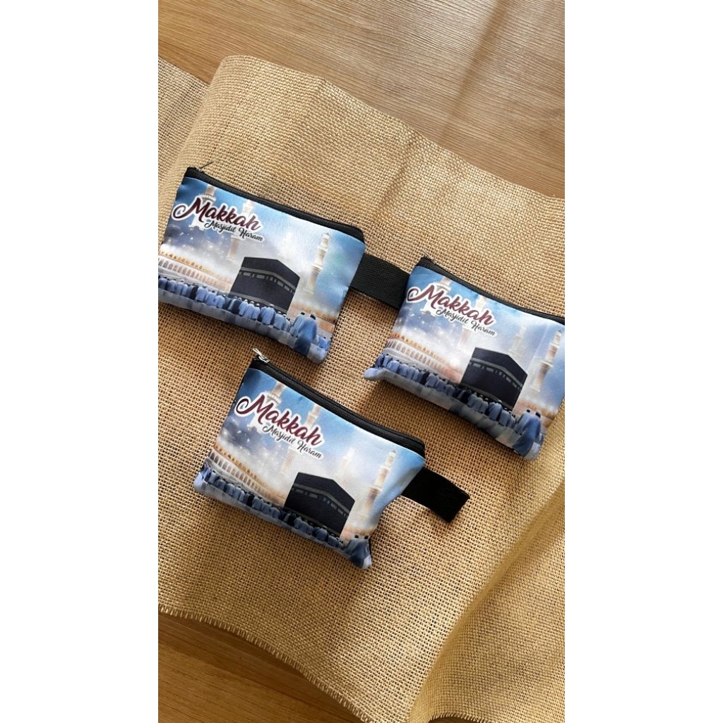 

Paket Hampers Haji dan Umroh Dompet Pouch Mini Isian lengkap