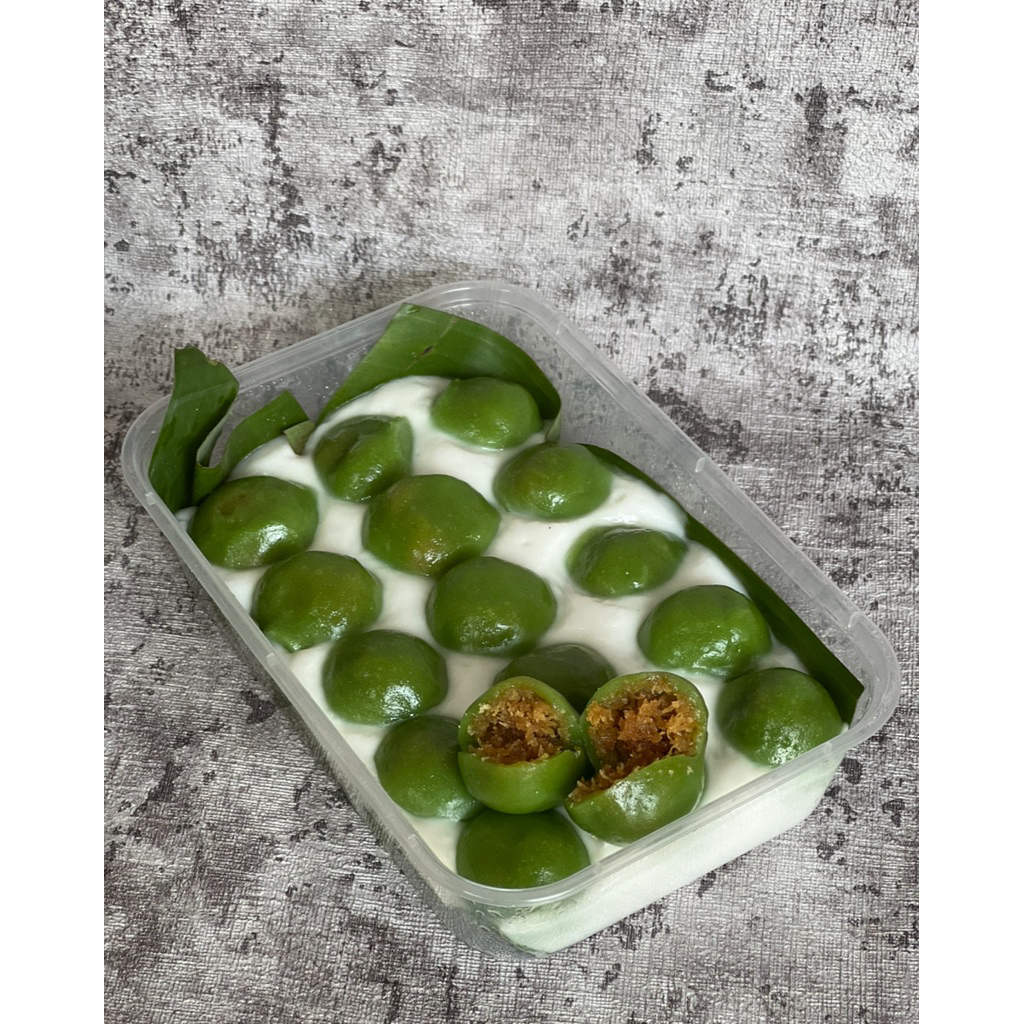 

bugis mandi bugis isi 15 pcs kue basah bugismandi