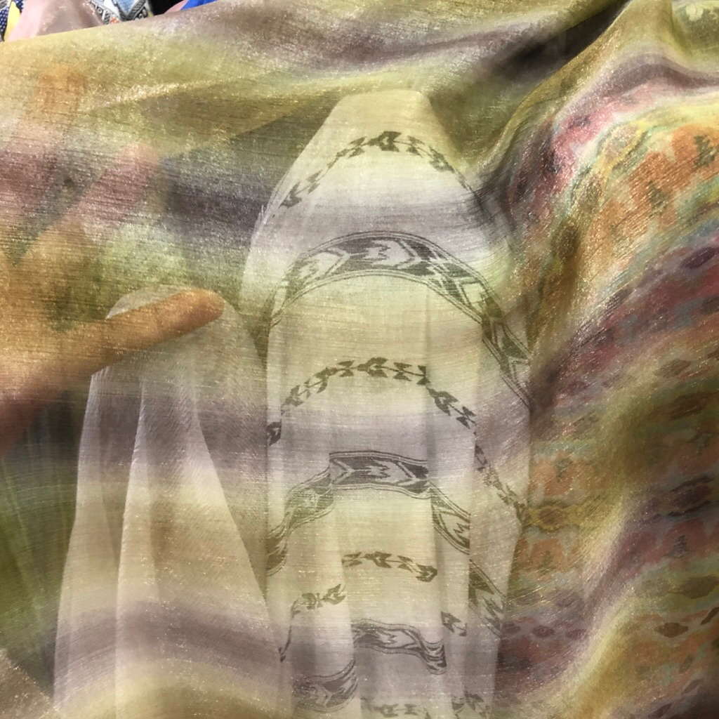 kain sifon sutra motif abstrak - kain sifon sutra motif premium aur