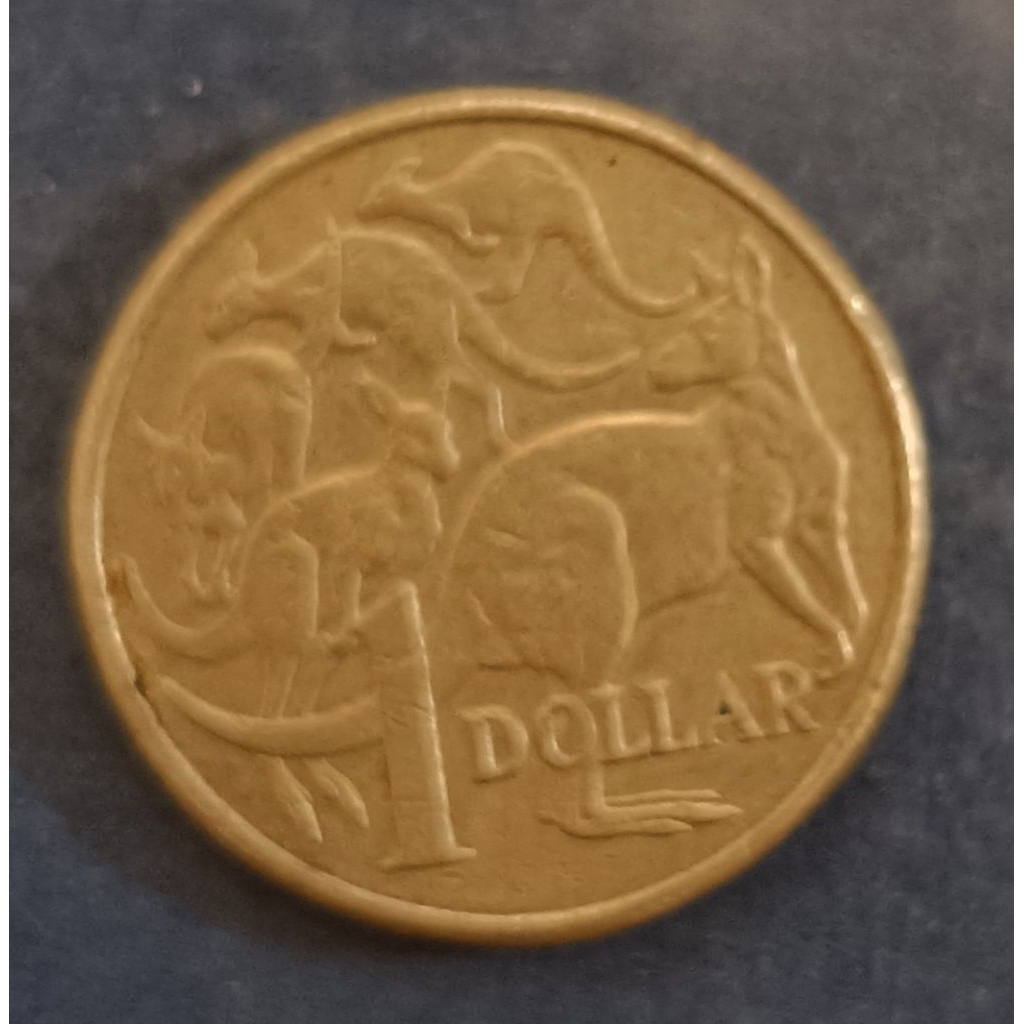koin Australia 1 dollar (Elizabeth 2) tahun 2013..