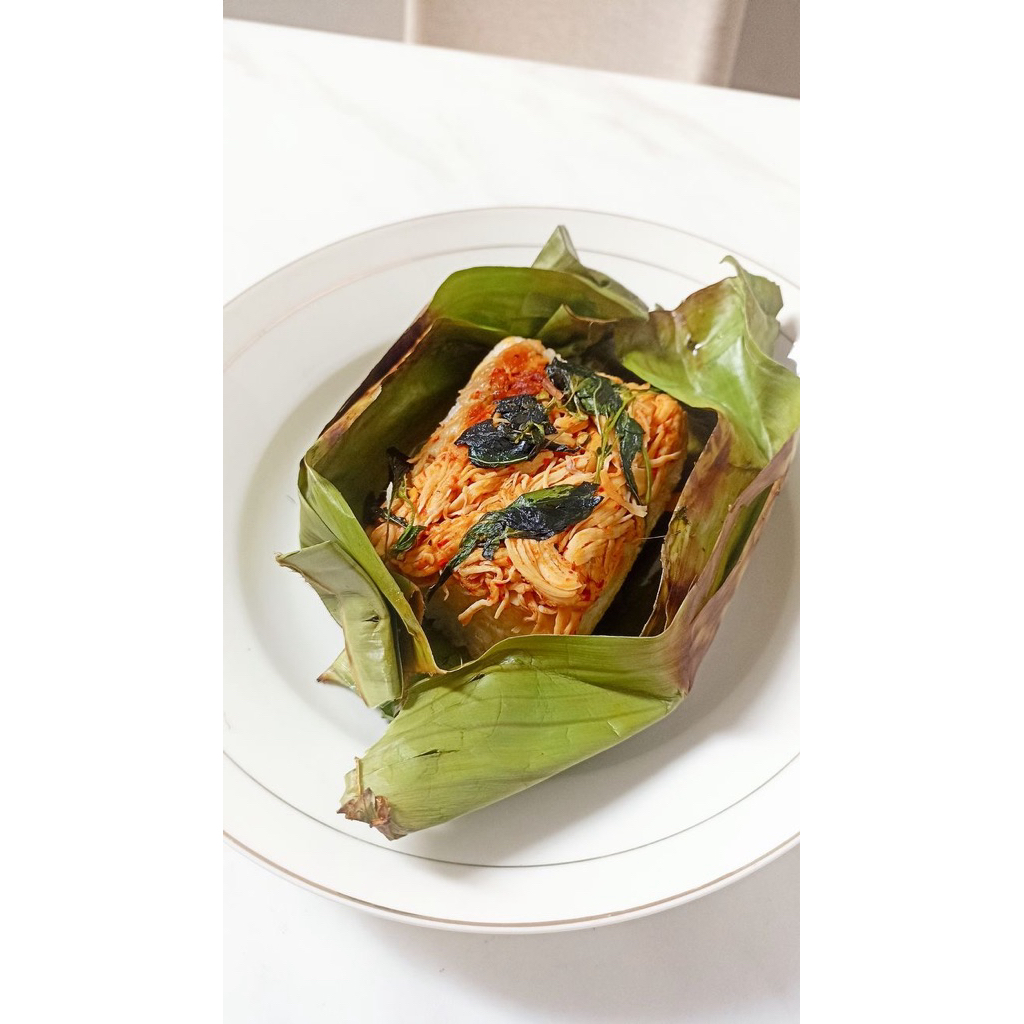 

Nasi Bakar Ayam Suwir