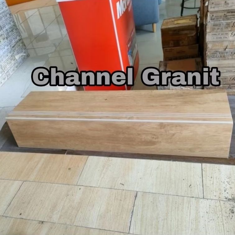Granit anak tangga 30×90 dan 20×90 motip kayu Fine Wood permukaan Matt kasar