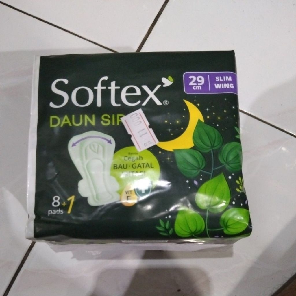 SOFTEX DAUN SIRIH 29 CM ISI 8PCS