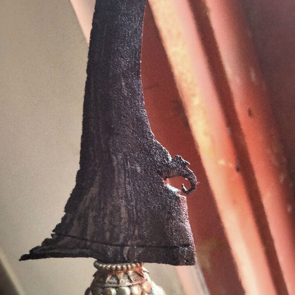 keris sepuh jangkung luk 3 kmbang kcang mbungkemm pamor nyanak gonjo iras est pajajaran awal tersedi