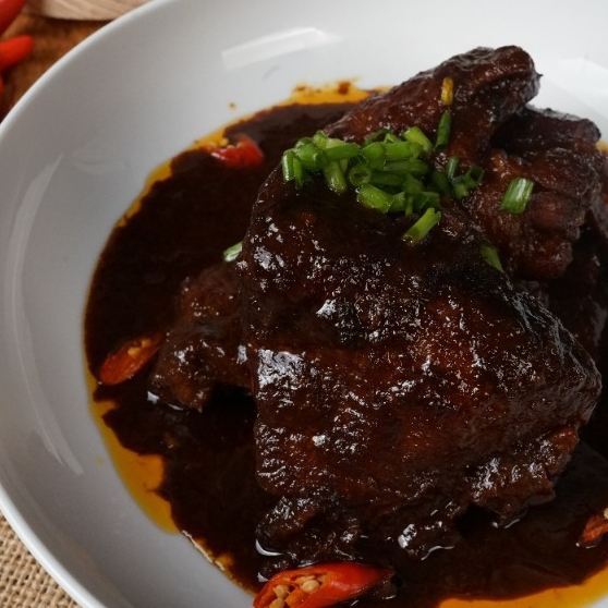 

Ayam Kecap - Paket Terbang, lauk siap saji praktis, sayap ayam ungkep, cocok untuk cemilan, bumbu lekoh (resep keluarga)