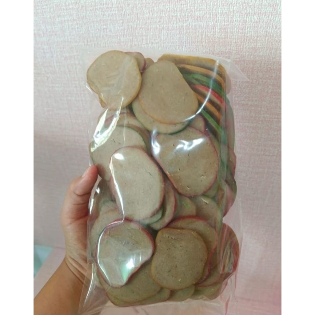 

Cemilan Kerupuk ikan tamban khas tanjung pinang _ Cemilan sehat_ ukuran 1/2 kg