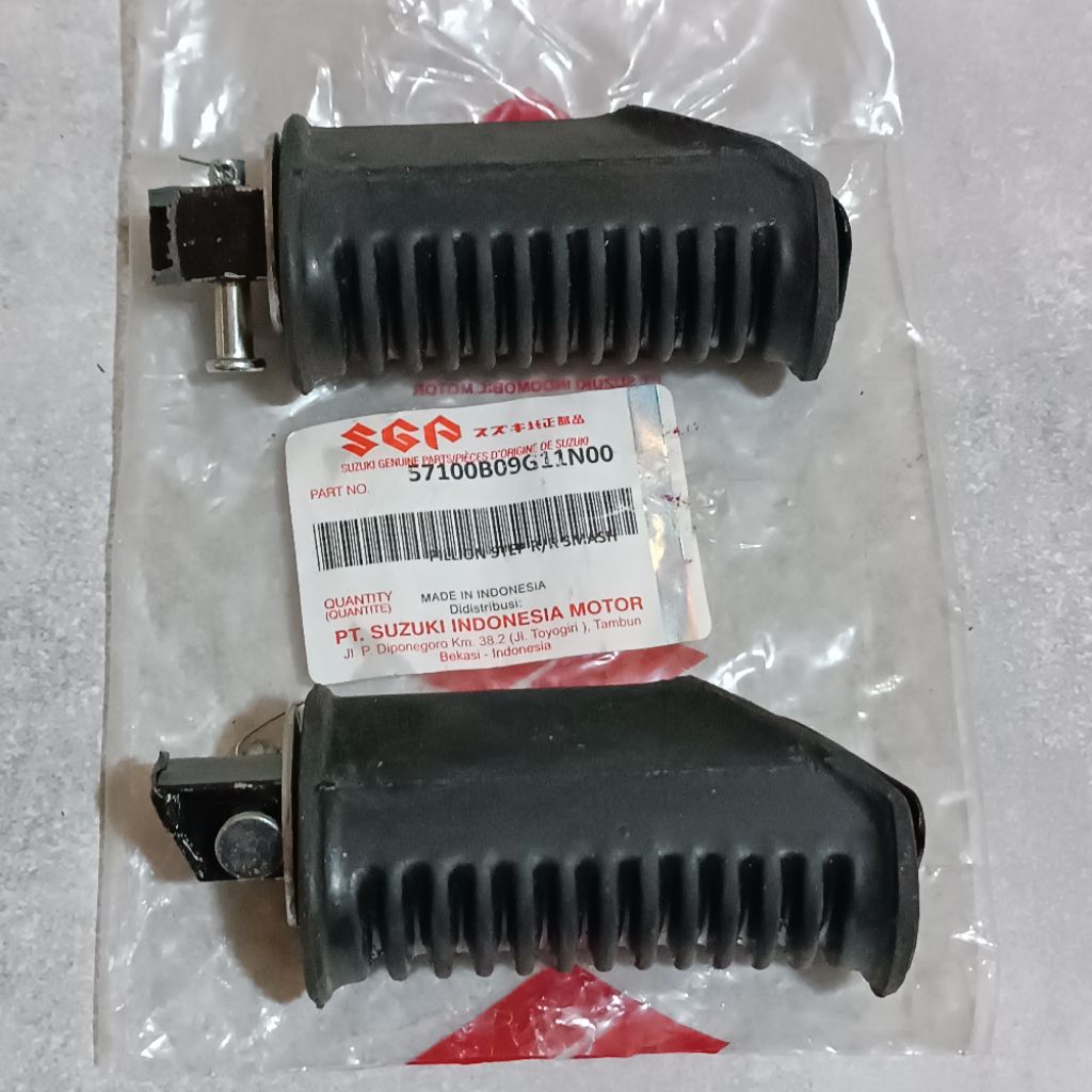 FOOTSTEP BELAKANG FOOTSTEP KARET (SUZUKI) SMASH