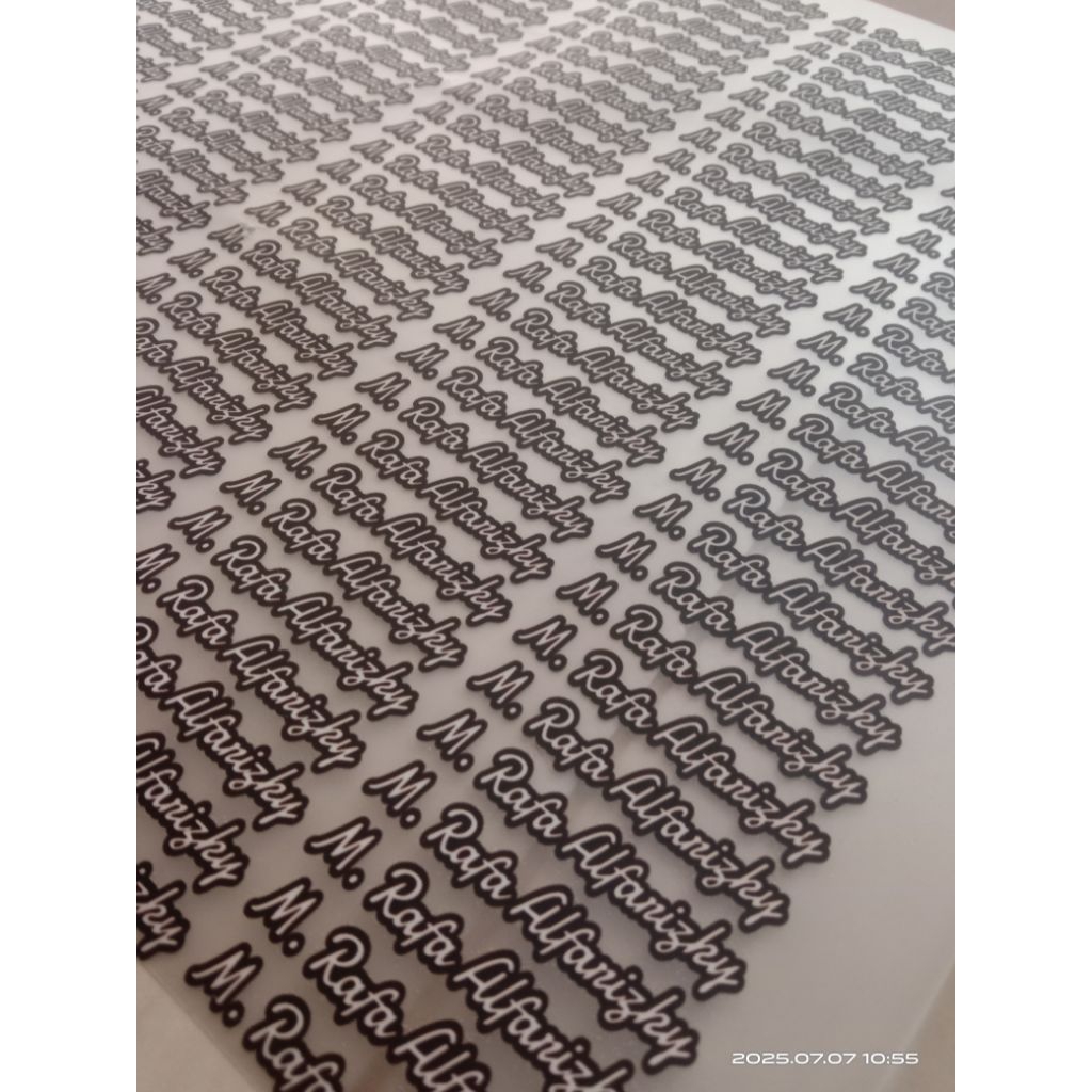 

Stiker dtf khusus untuk Kain 200++ nama stiker sablon tinggal Setrika