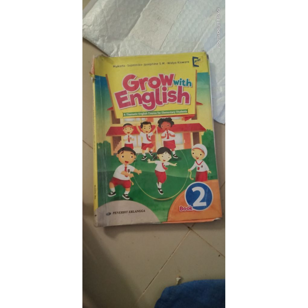 Buku Bekas Grow With English Kelas 1 2 3 SD/MI