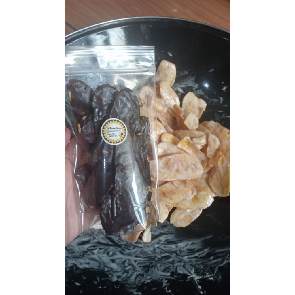 

Kripik pisang rasa coklat dan tiramisu