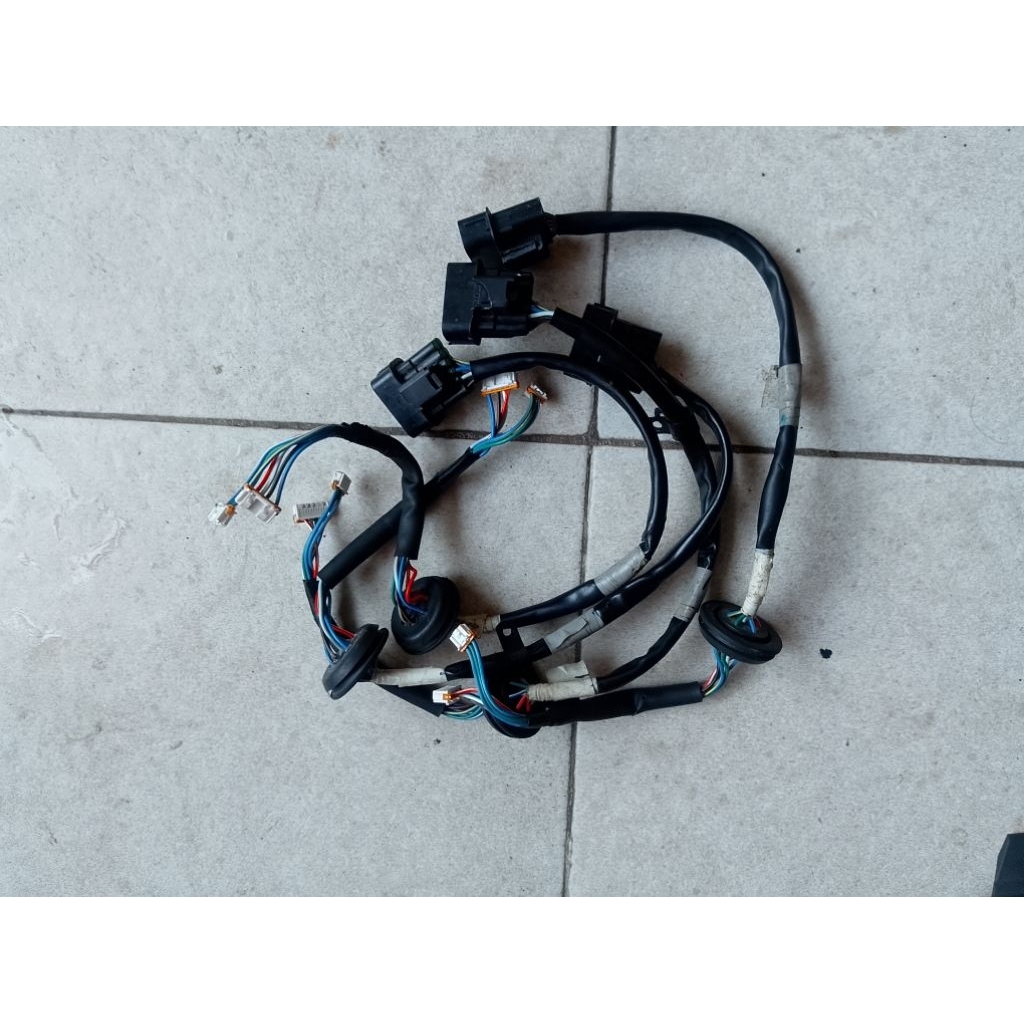 Kabel lampu depan CBR 250RR - soket lampu depan CBR 250RR pin 7 Original