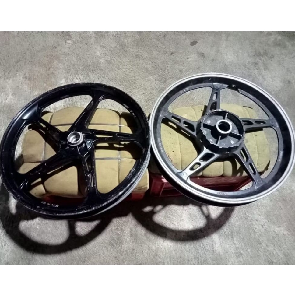 satu set velg jupiter z birhan original yamaha