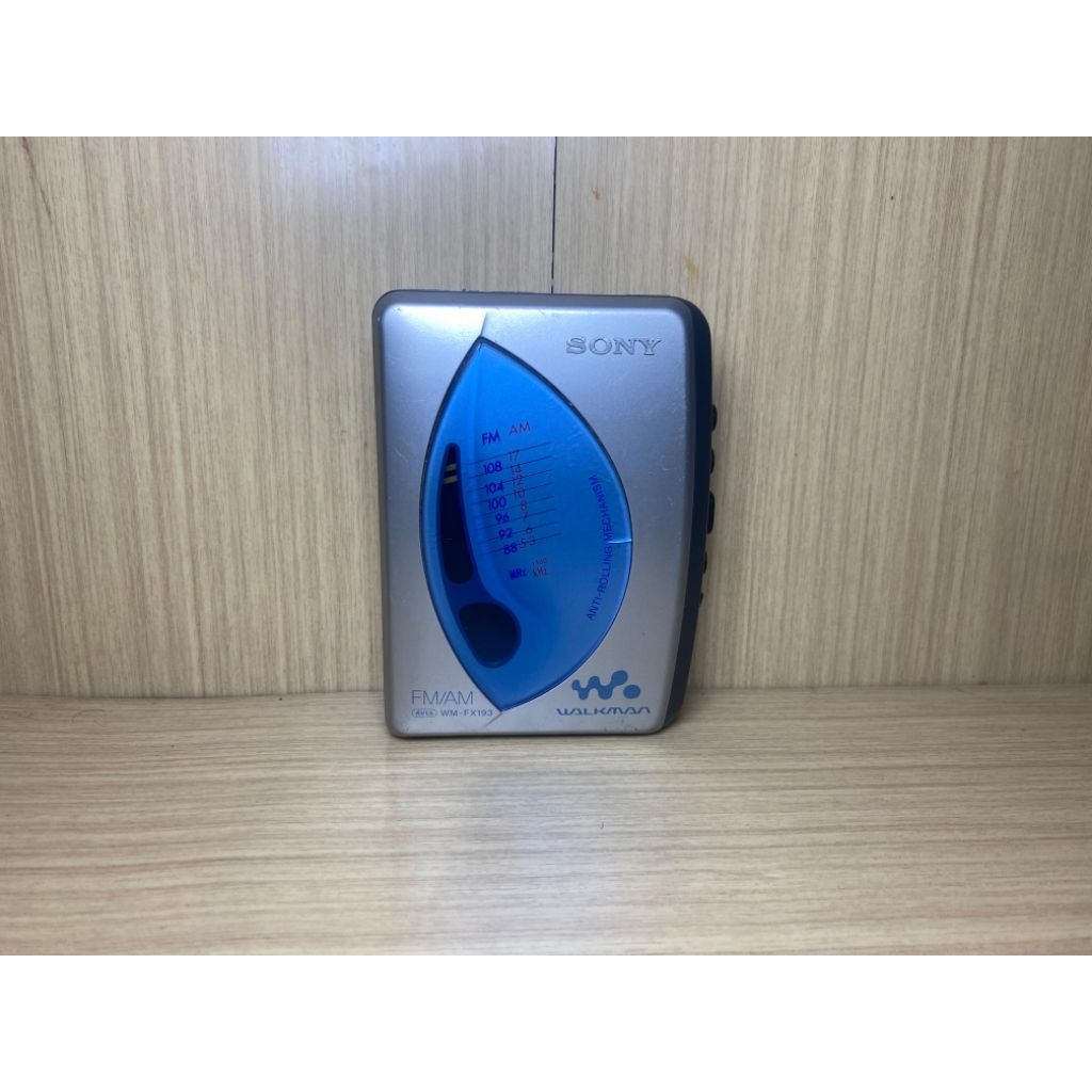 Walkman Sony WM FX193 Stereo Cassette Radio Player