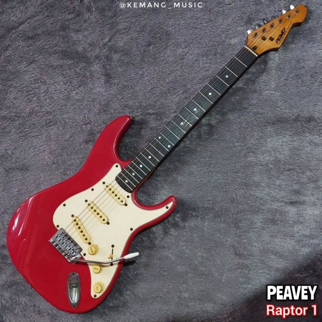 gitar elektrik peavey raptor stratocaster gitar bekas original