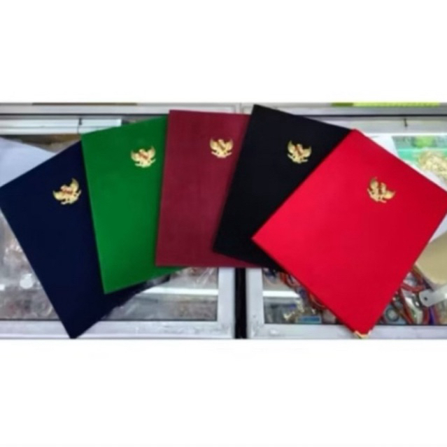 

Map bludru garuda kuningan cor | Map bludru garuda | Map upacara | Map kantor | Map sertifikat