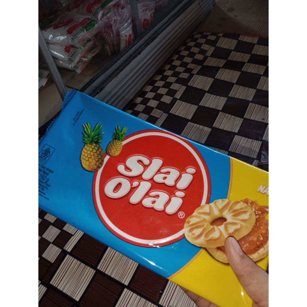 

SLAI O'LAI all varian/192 gram/STRAWBERRY/BLUEBERRY/NANAS