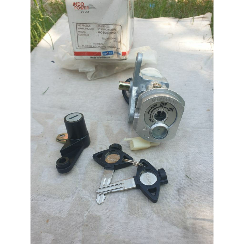 Kunci Kontak Assy Set Jok Yamaha Mio Soul Karbu Original Minda