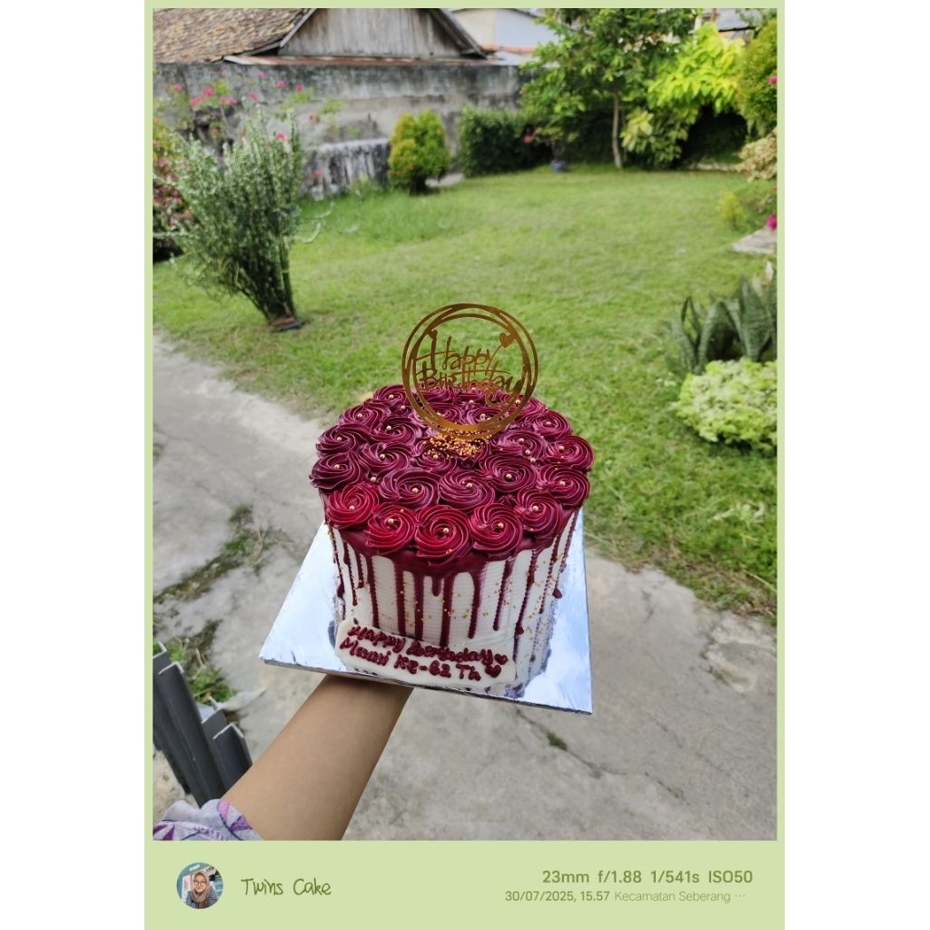 

Kue Ulang Tahun 20 cm