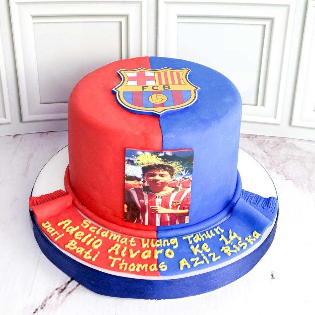 

Kue Ulang tahun/Birthday Cake/Kue Ultah Tema barcelona/Kue Birthday jakarta/Bola Cake