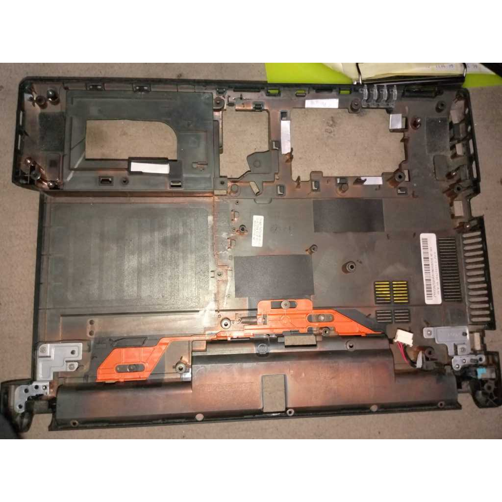 CASING BAWAH ACER ASPIRE V3-471G