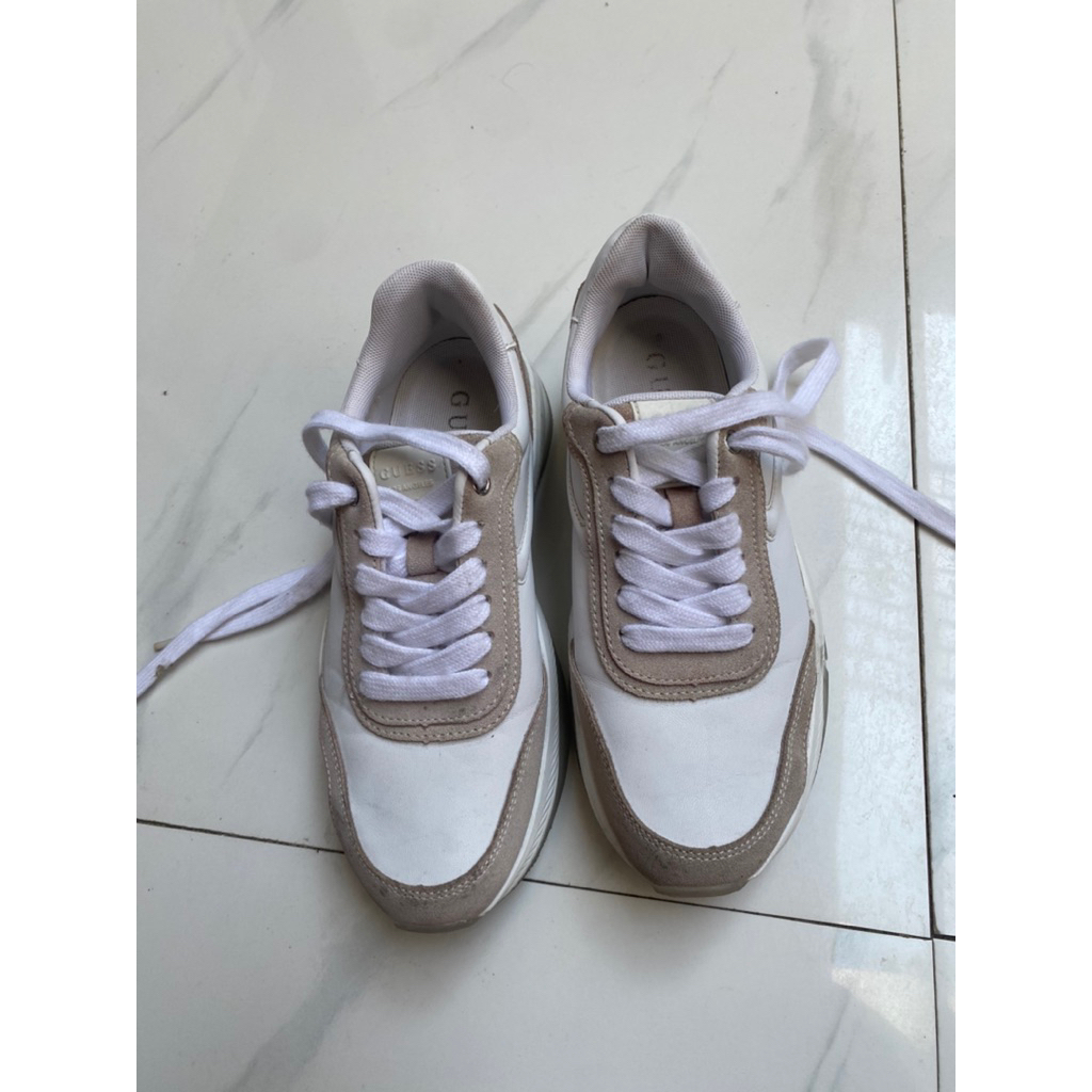 PL sepatu guess original