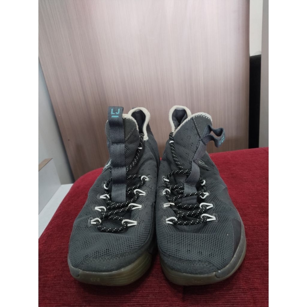 Sepatu_Second Size 41