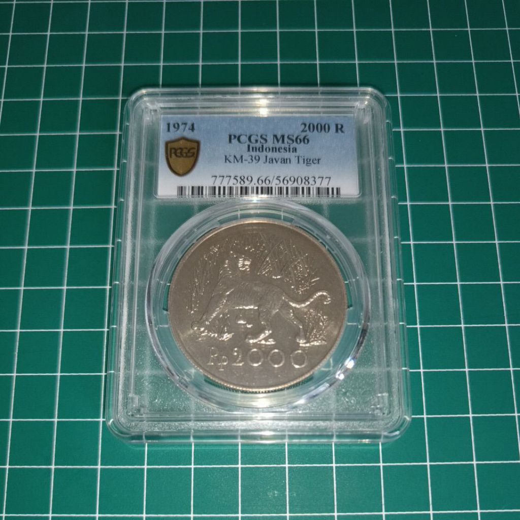 PCGS KOIN MACAN 2000 1974 PCGS MS66 56908377