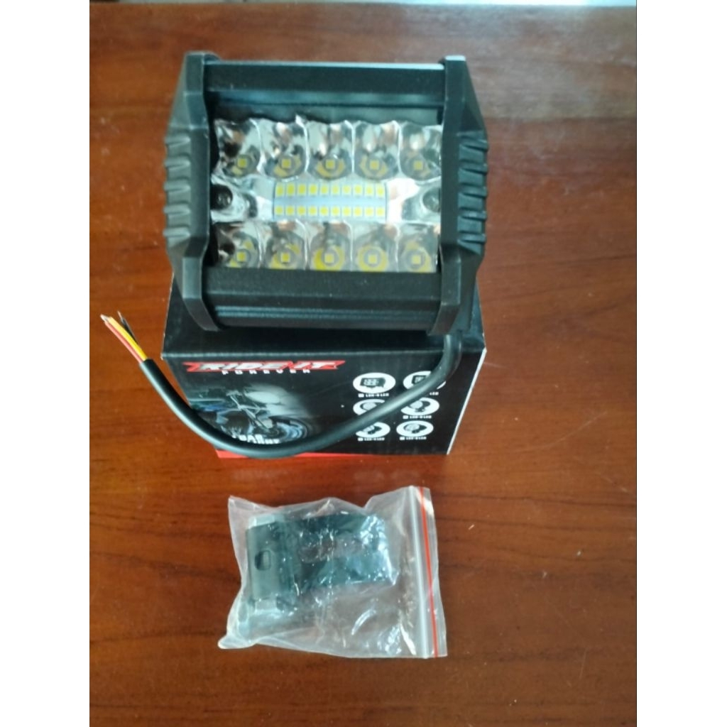 lampu tembak/sorot LED Ride it