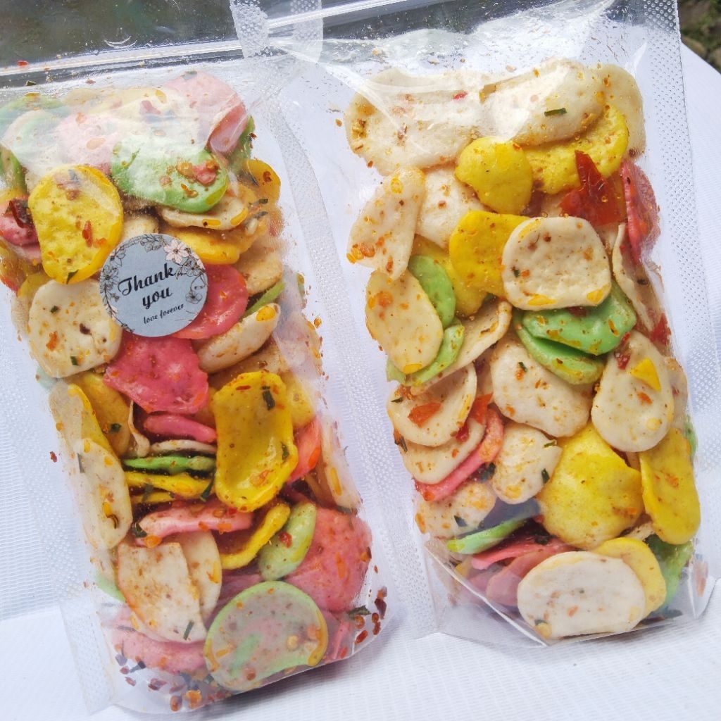 

Kerupuk Seblak Pedas 250gram\kerupuk seblak bantet