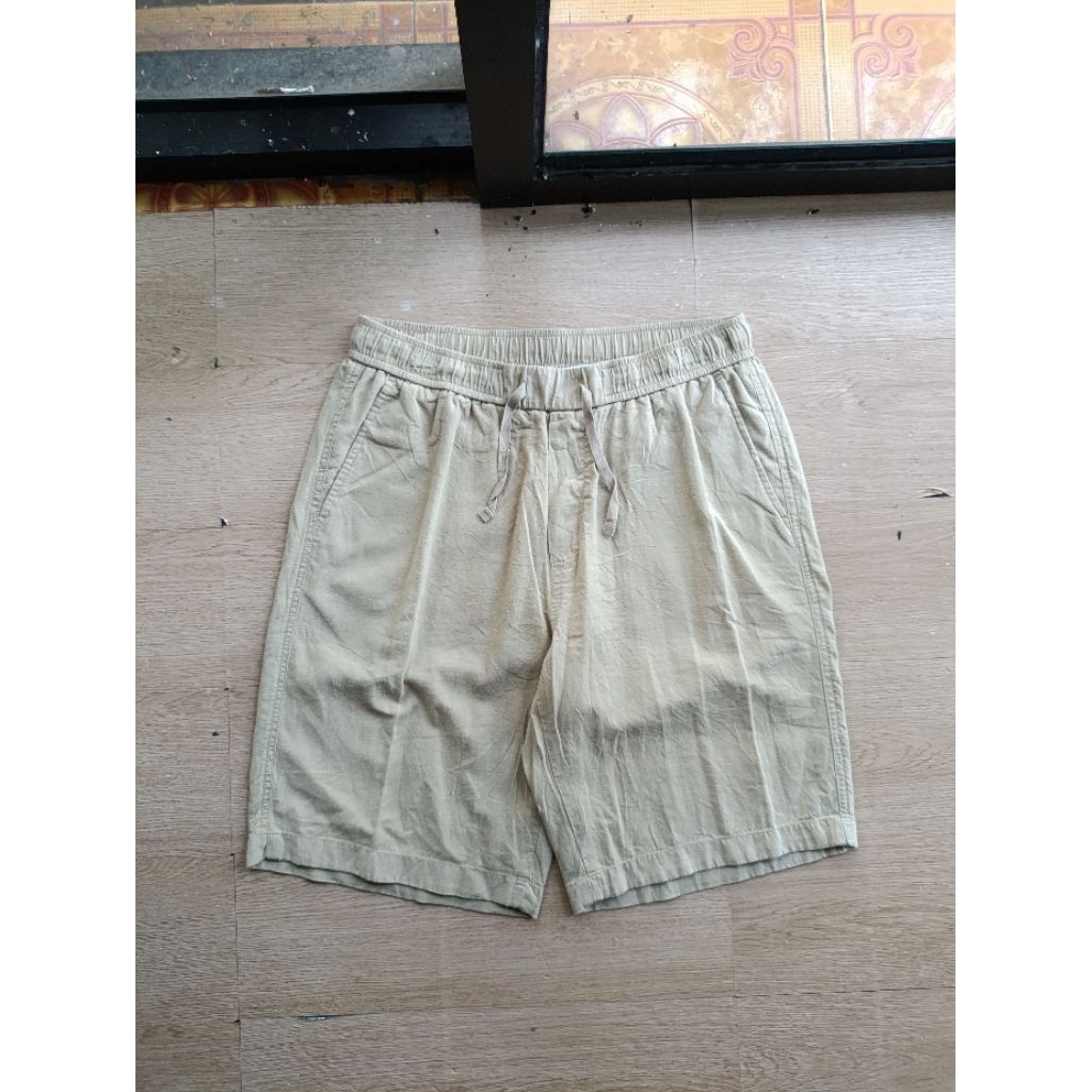 Celana pendek Polham
