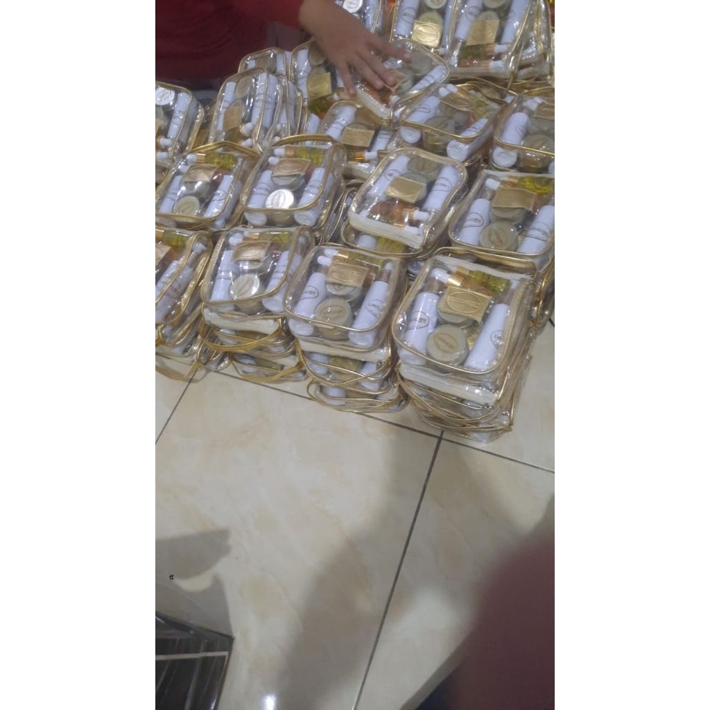 

hemaaat tas mika isi 6pcs tanpa pperbag