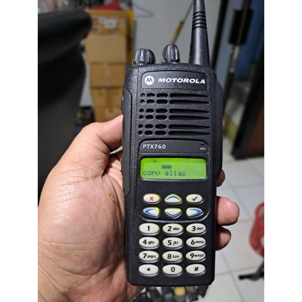 HT MOTOROLA ANALOG PTX760 UHF NORMAL MOTOROLA PTX760 FREKUENSI UHF SECOND MULUS