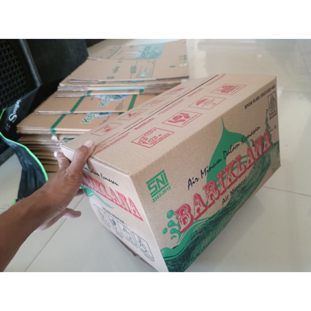 

paket 10 kardus bekas, belum pernah pakai