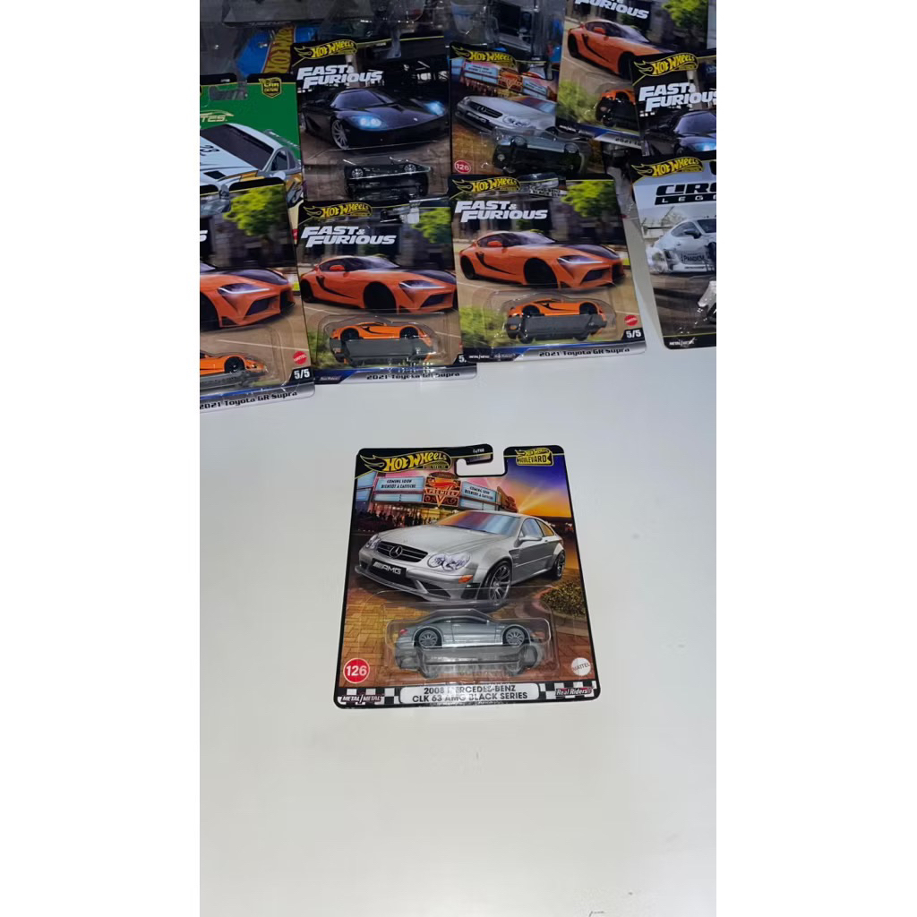 Hot Wheels Premium Boulevard 2008 Mercedes-Benz CLK 63 AMG Black Series