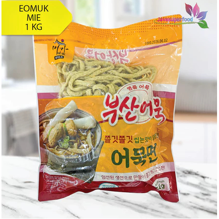 

MIGA Eomuk Mie 1 Kg / Odeng Mie Korean / Eomuk / Fish Cake HALAL