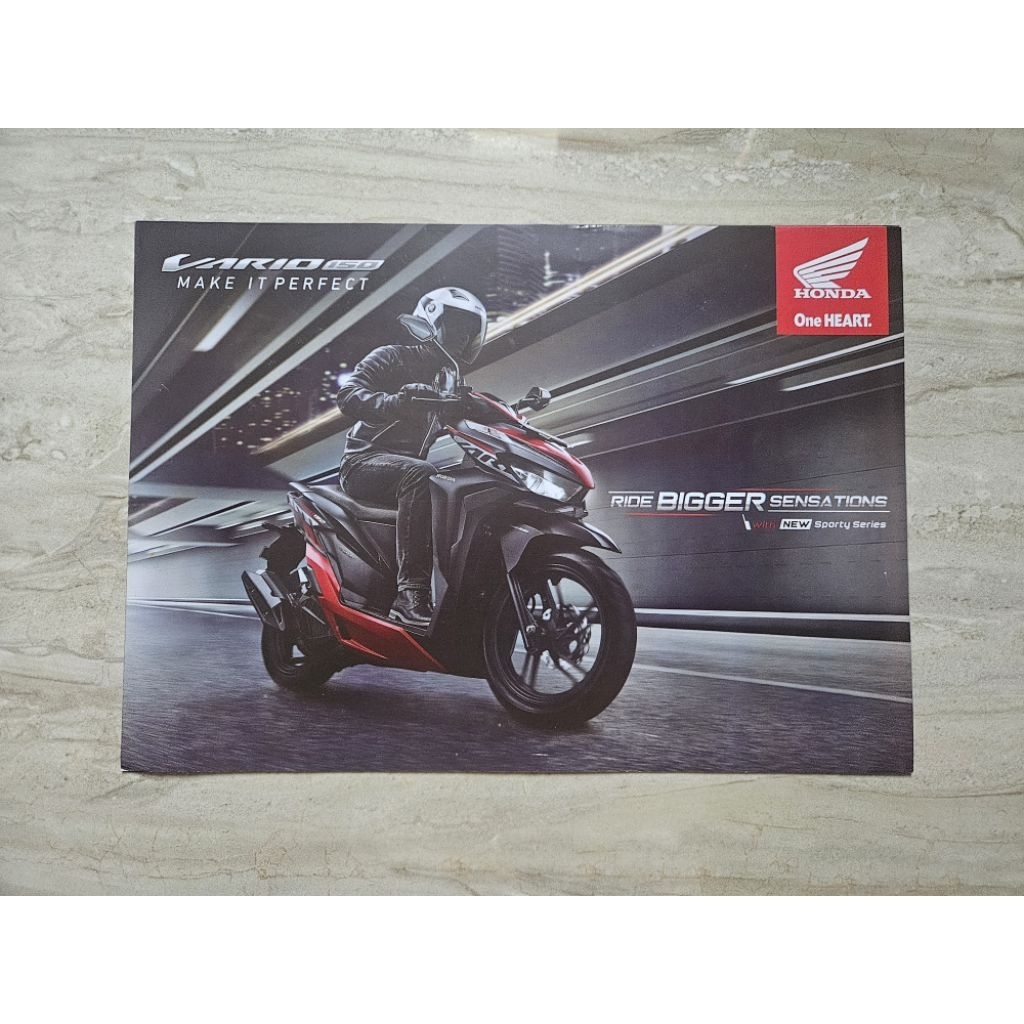 brosur katalog motor honda vario 150 2020 flyer