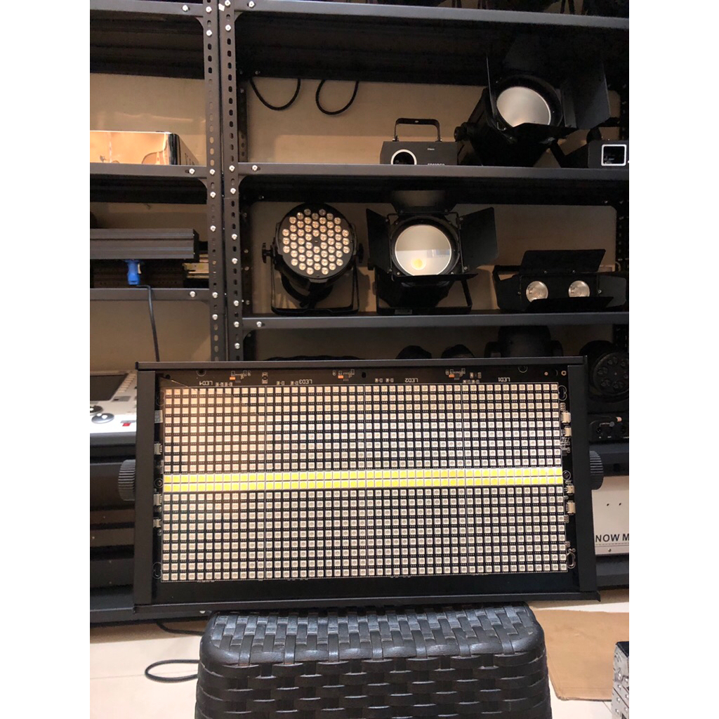 Lampu Strobo LED Strip 1000W RGB