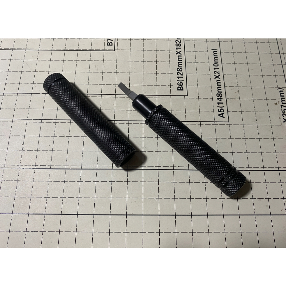 Pisau / piso bubut kepala angkur dinamo original tamiya