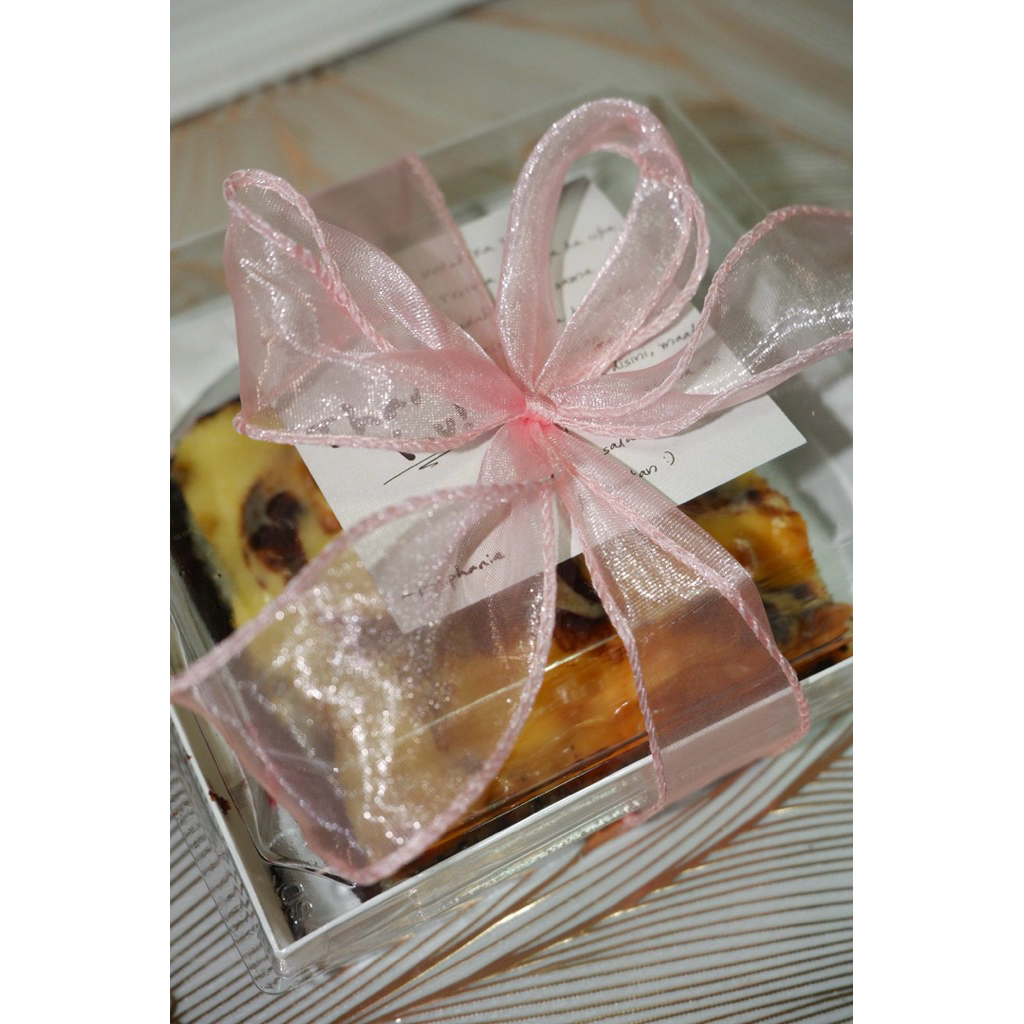 

Cheese Fudgy Brownies Package (isi 4 box ukuran 10x10)