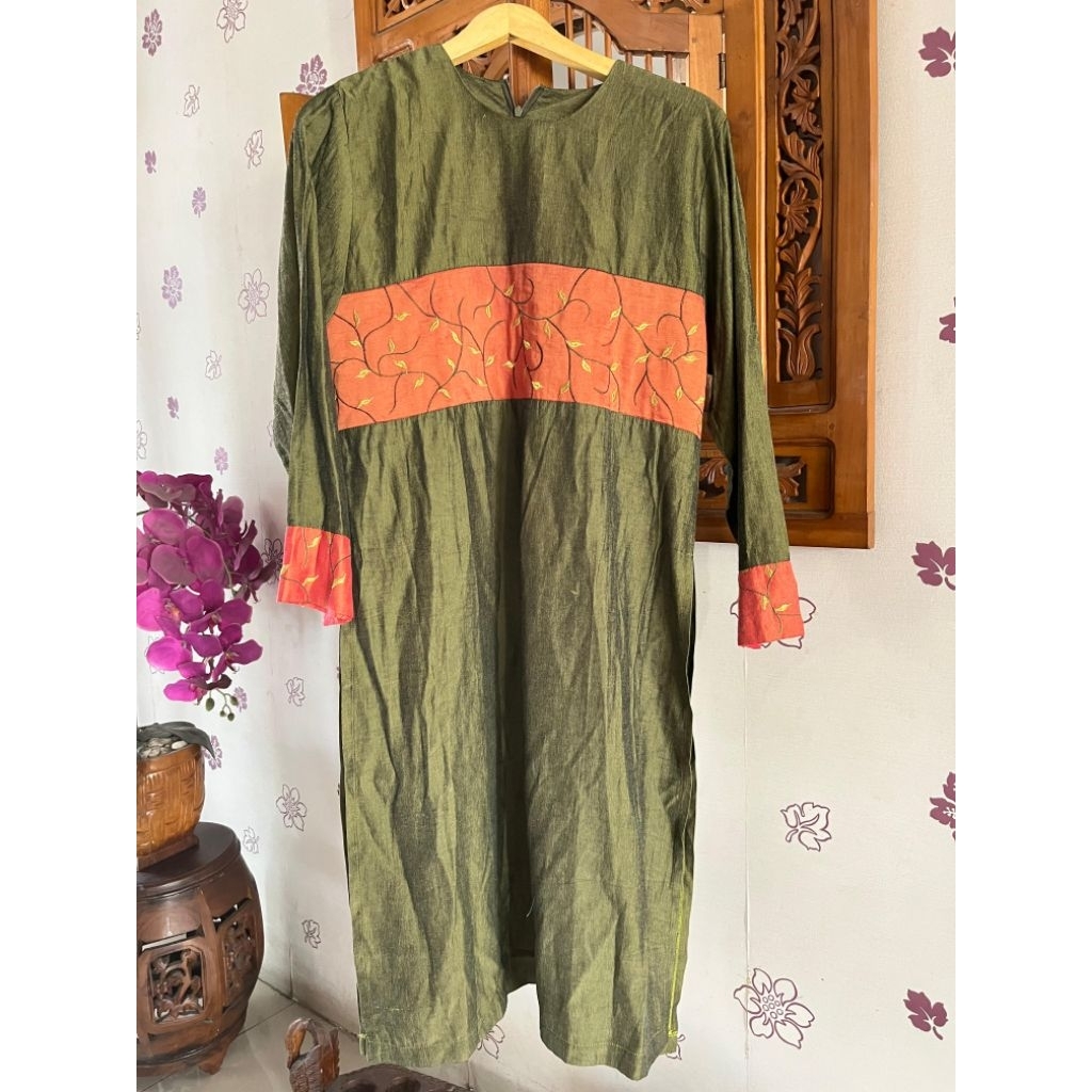 Baju Gamis Wanita  Warna Hijau mix bunga Orange Preloved Second Branded LD 110 P 115